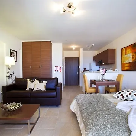 Club Coral View Hotell