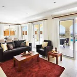 Hotel Club Coral View Peyia