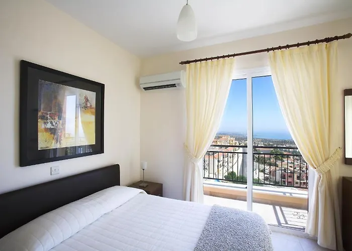 Club Coral View Peyia