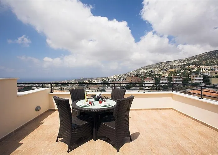 Club Coral View 4* Peyia