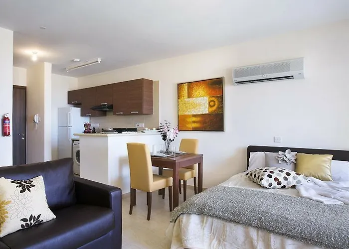 Club Coral View Peyia